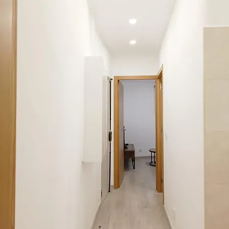 Center Charm Apartment *