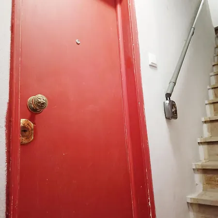Center Charm Apartment *