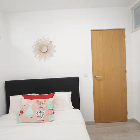 Charm In The Old Town Apartment *